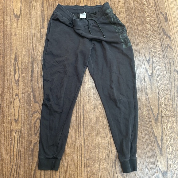 Gymshark sweats black - Picture 2 of 2